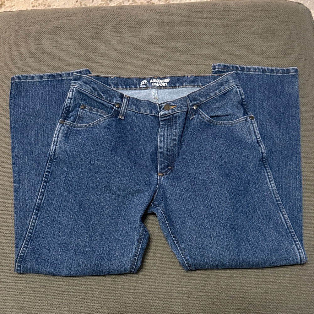 Advance Apparels Classic Denim Jeans